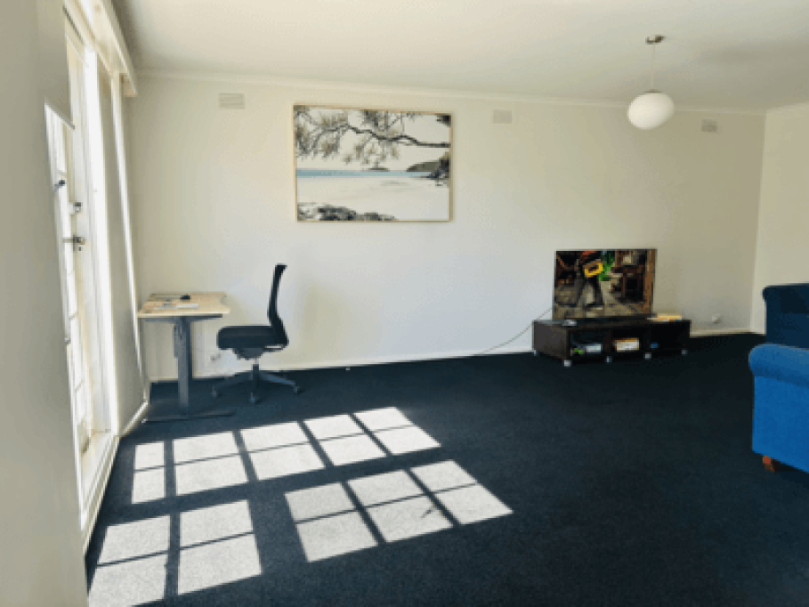 Fully Furnished Room in Kew
