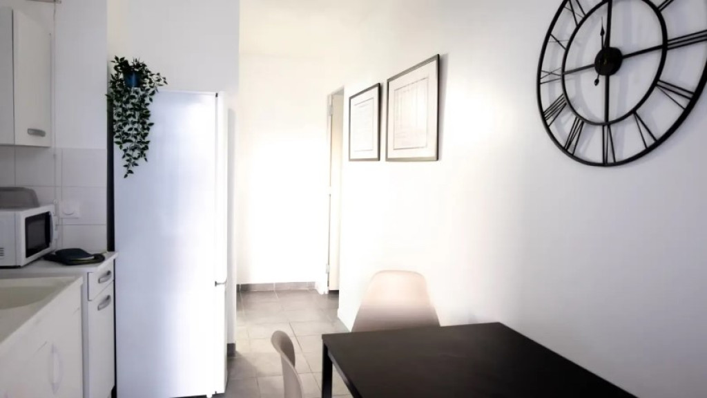 Warm and comfortable room – 12m² - LY010