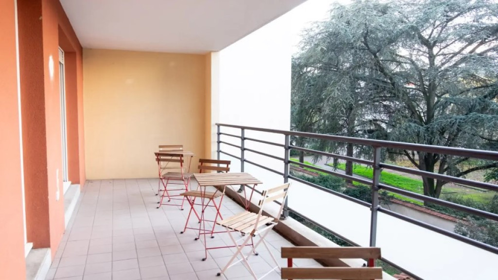 Warm and comfortable room – 12m² - LY010