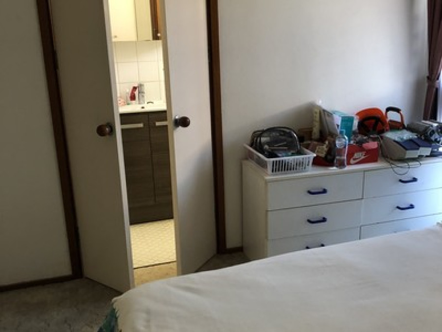 I have a double room with en-suite 