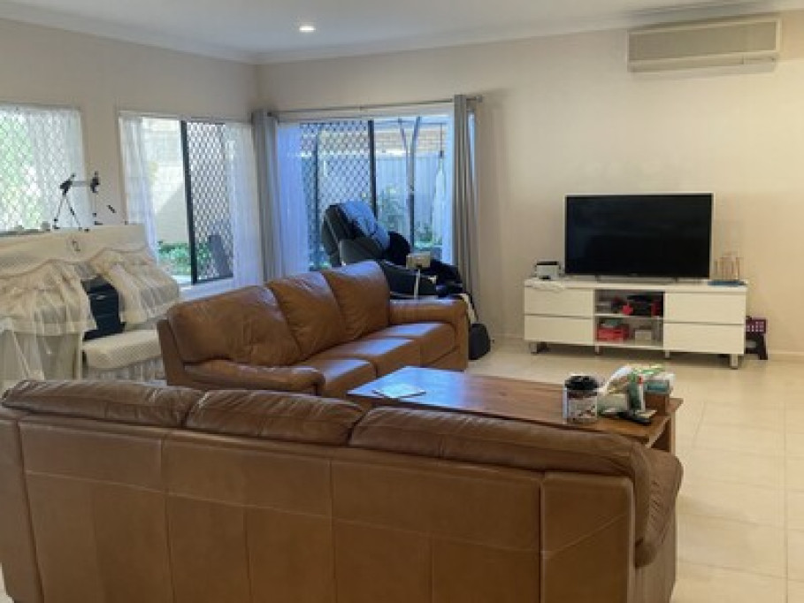 PRIVATE STUDENT ROOM