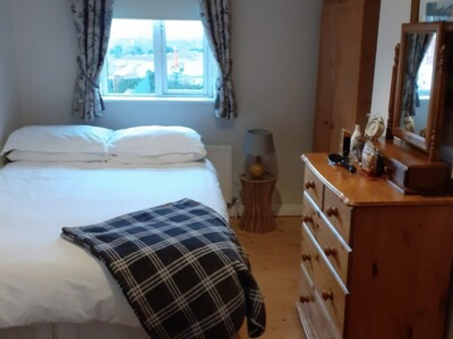 Double room  *FEMALES ONLY*