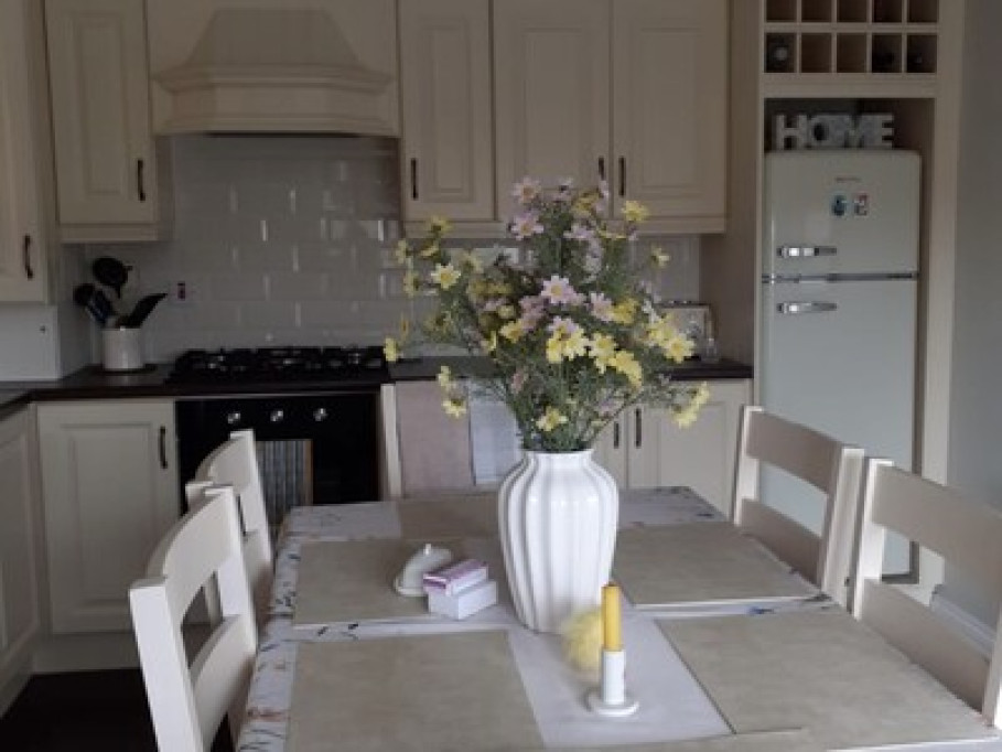 Double room  *FEMALES ONLY*