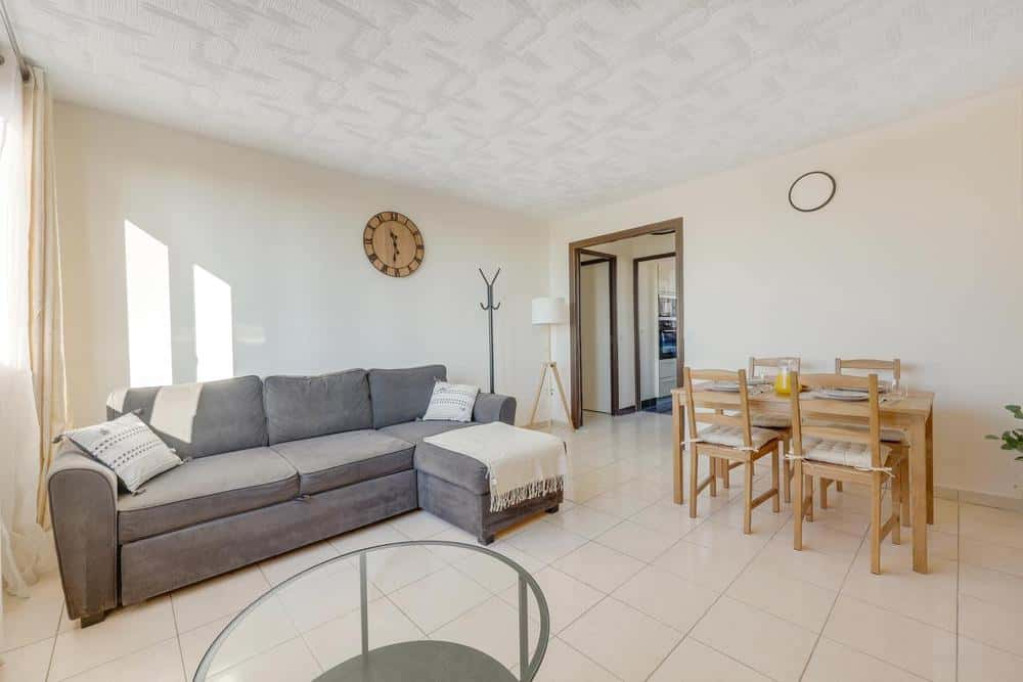 AV MAURICE THOREZ BATIMENT 7 4IEME ETAGE