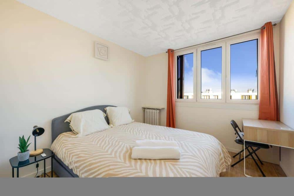 AV MAURICE THOREZ BATIMENT 7 4IEME ETAGE