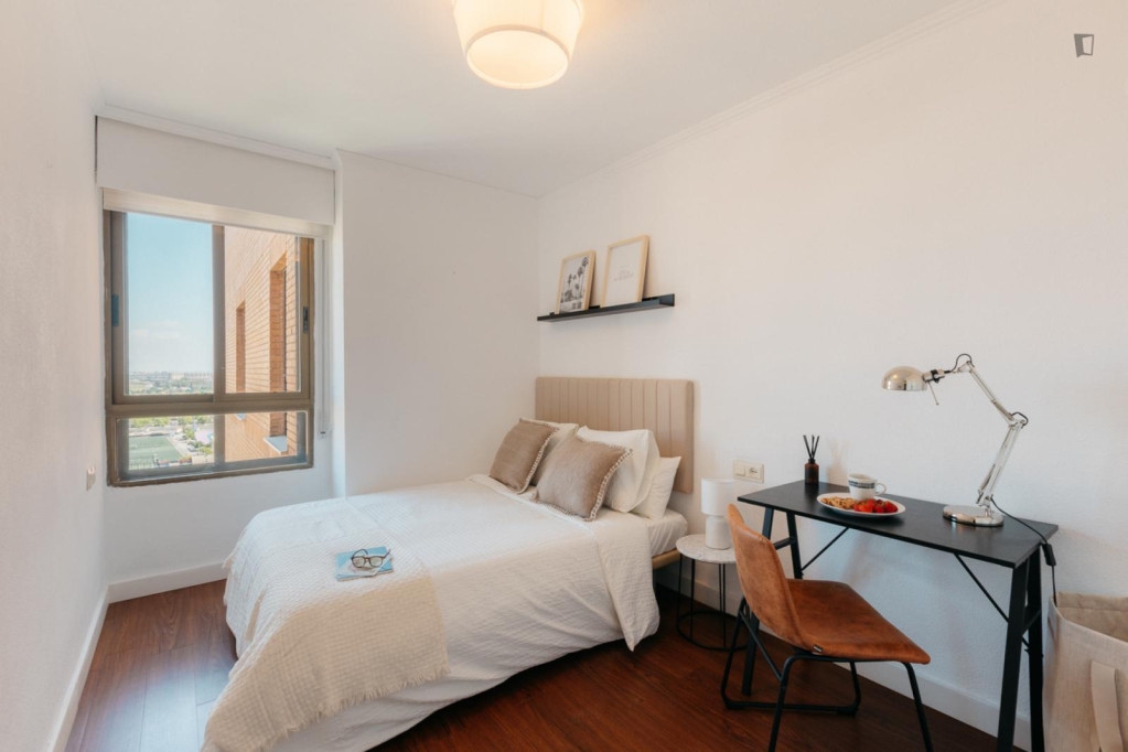 Bedroom for rent in Maestro Ripoll 9 Izq., Valencia - Valence - chambre - ImmoJeune