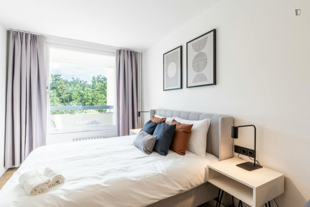 Excellent 3-bedroom apartment in Westend