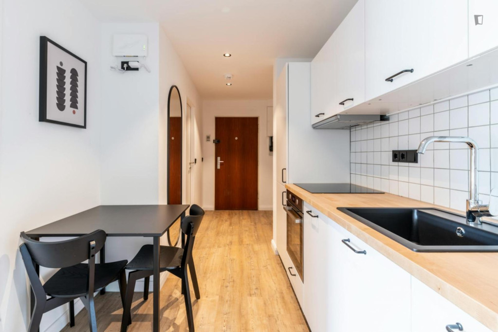 Excellent 3-bedroom apartment in Westend