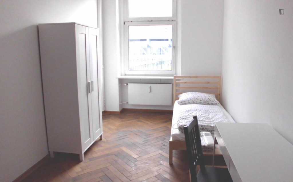 Homely single bedroom in Lichterfelde