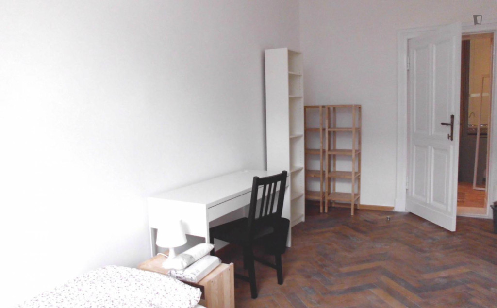 Homely single bedroom in Lichterfelde