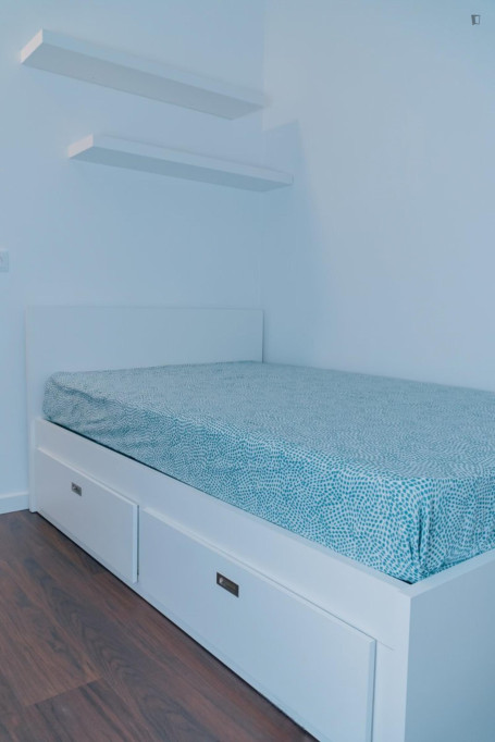 Bright studio near Coimbra's University