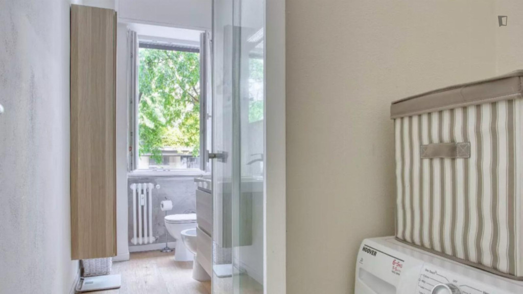Luminous 1-bedroom apartment near the Domodossola train station