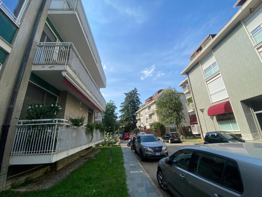 Welcoming 1-bedroom apartment in Maggiolina