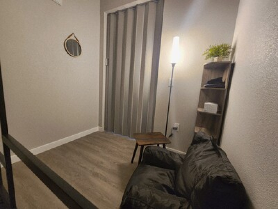 Private Zen Den, Transit to SF