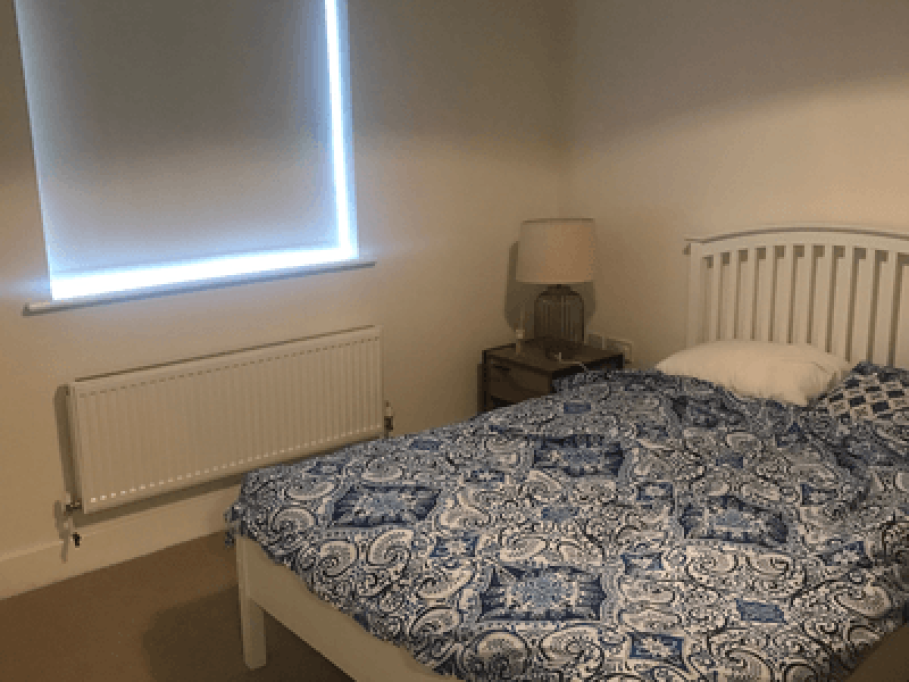 BRIGHT AND SPACIOUS DOUBLE ROOM