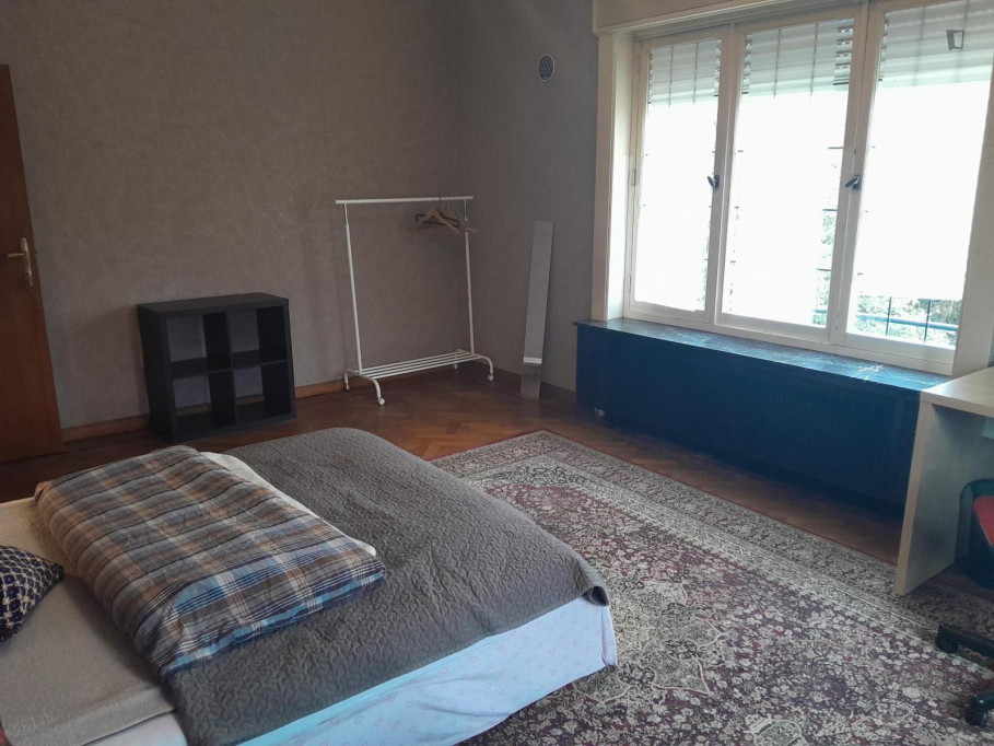 Spacious Double Bedroom in Strombeek-Bever