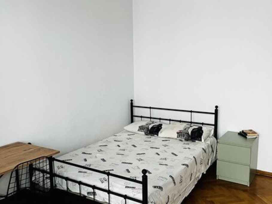 Cosy room in modern apartment in th