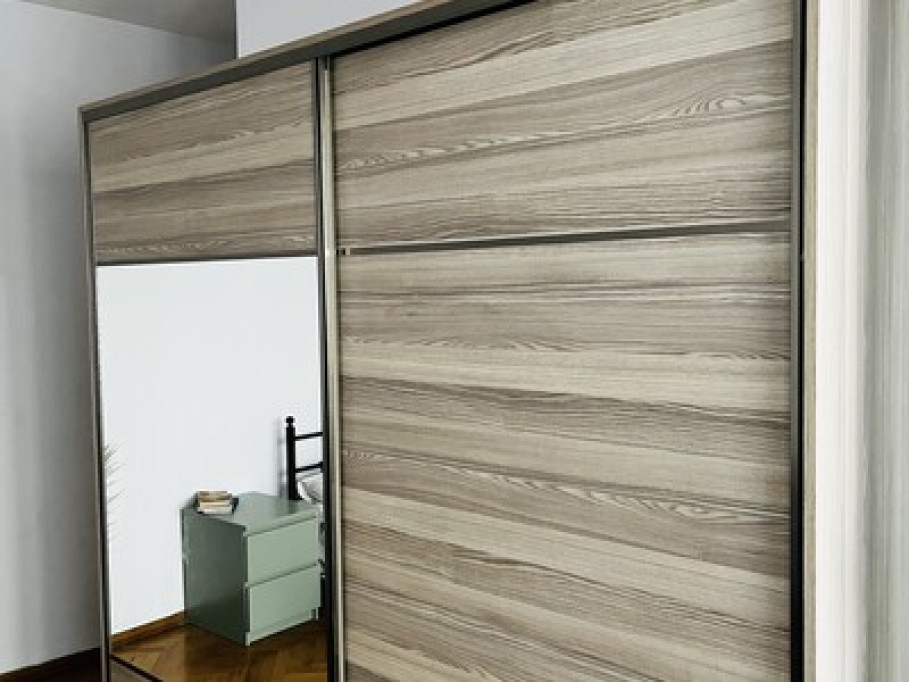 Cosy room in modern apartment in th