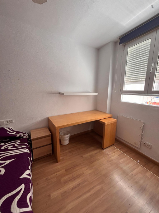 Cozy bedroom ideal for students 1 minute away from the beach in Almería