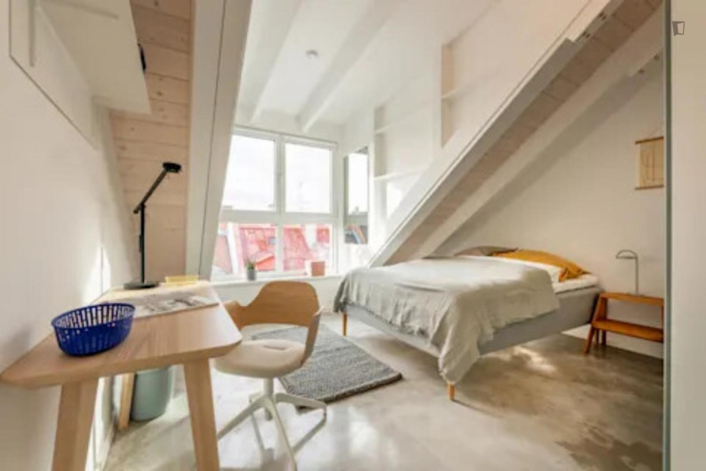 Tasteful double bedroom in Glockenbachviertel - Munich - chambre - ImmoJeune