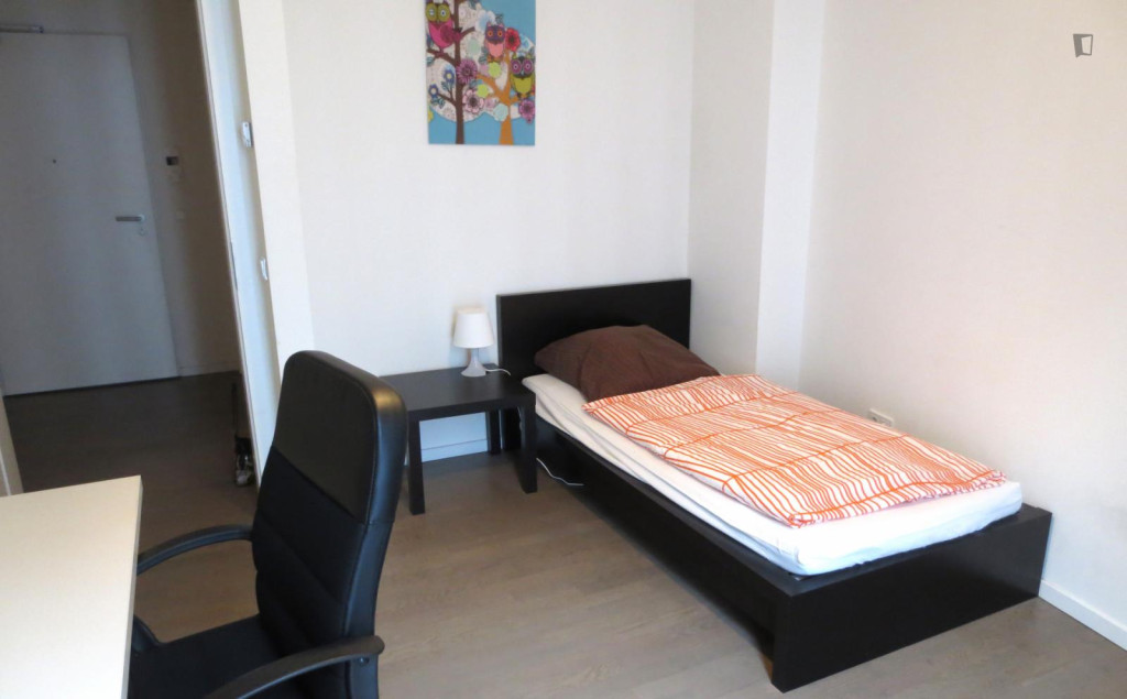 Comfortable single bedroom in shared flat in Alexanderplatz - Berlin - chambre - ImmoJeune