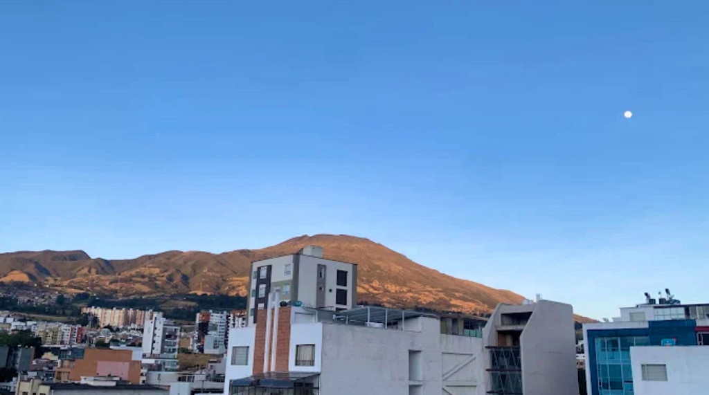 Comfortable Stylish House w/ Terrace near Museo Del Carnaval De Negros Y Blancos De Pasto