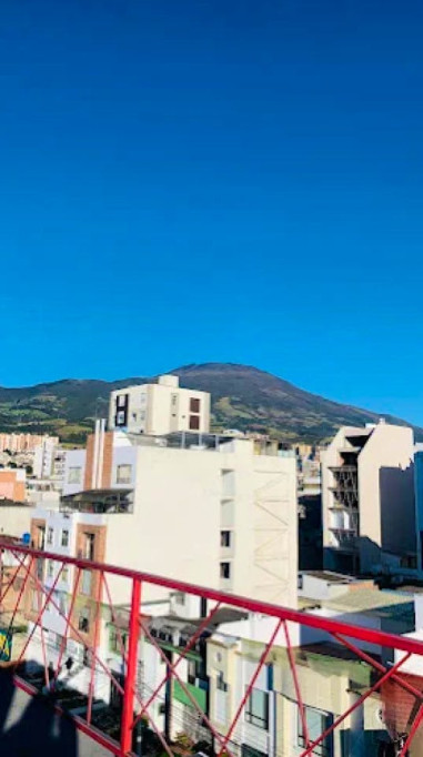 Comfortable Stylish House w/ Terrace near Museo Del Carnaval De Negros Y Blancos De Pasto