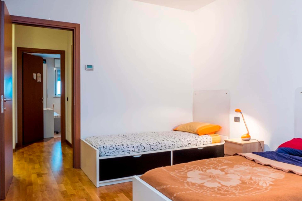 viale dell'innovazione 22 sc.5 p.1  shared room d3 - bed b