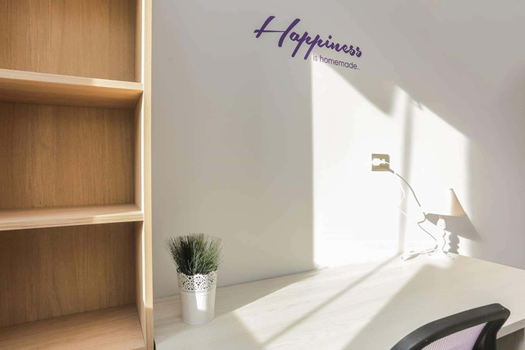 viale lombardia 28  private room s3