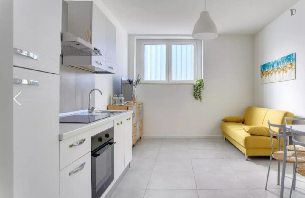 Neat 1 bedroom near Porto di Mare metro station