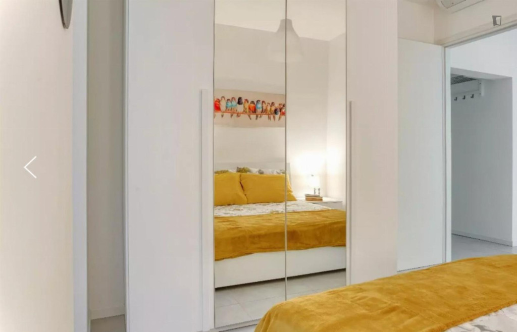 Neat 1 bedroom near Porto di Mare metro station