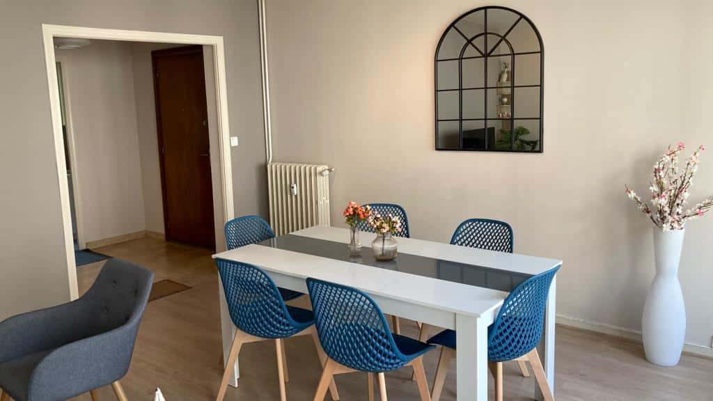 Room in Rue Lainé Laroche, Angers for 180 m² with 3 bedrooms