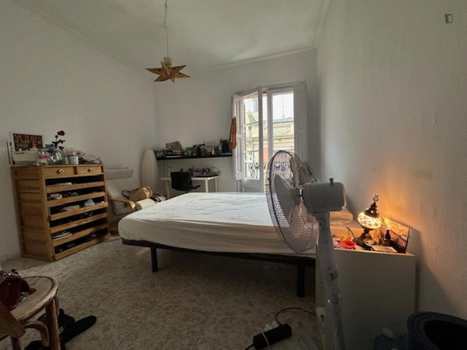 Bright double bedroom - Barcelone - chambre - ImmoJeune
