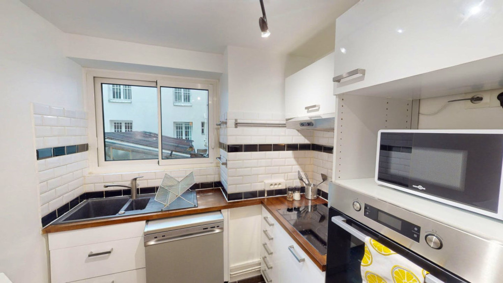 Beautiful Elegant Apt. close to Le Royal Bergere and Bonne Nouvelle