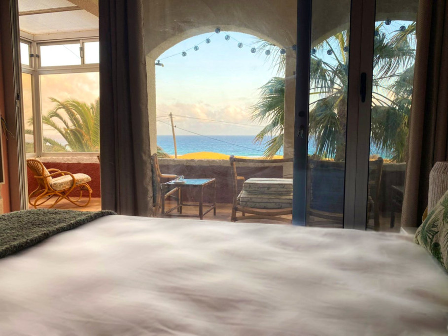 Serene Coliving Paradise on Porto Santo: Connect with Nature and Community