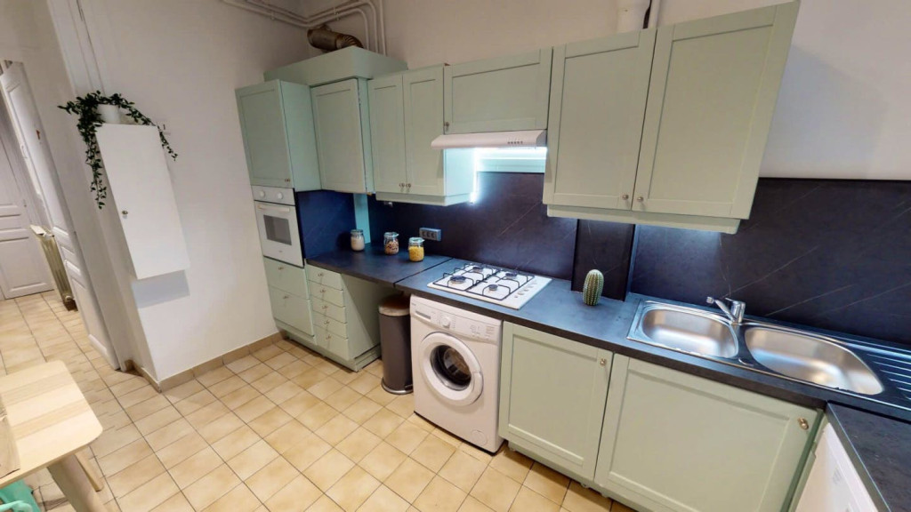 Luxury Elegant Apt. close by Saint Lambert
