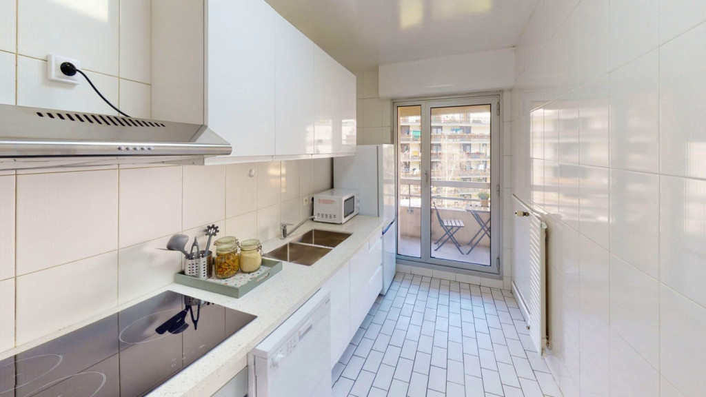 3-Bed Apartment on allée des Eiders