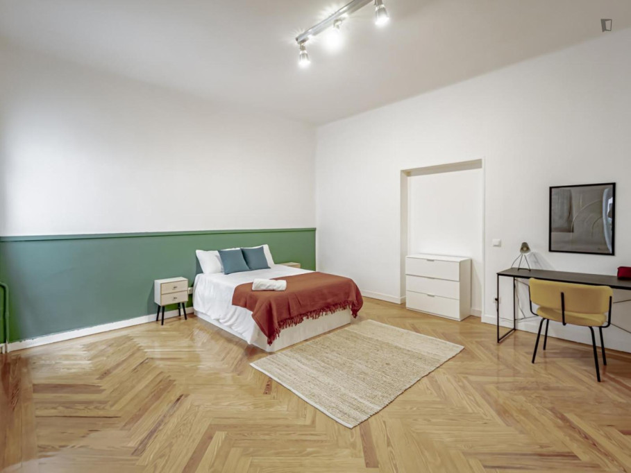 Grand double bedroom in the Salamanca district - Madrid - chambre - ImmoJeune