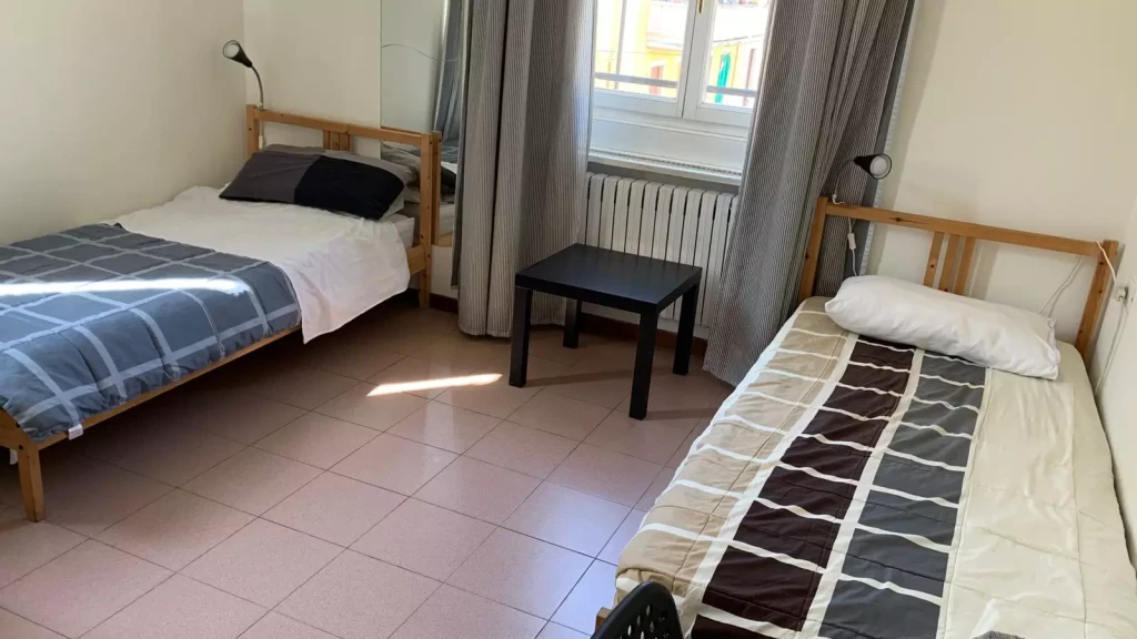 Bed To Rent In Shared Room - Milan - chambre - ImmoJeune