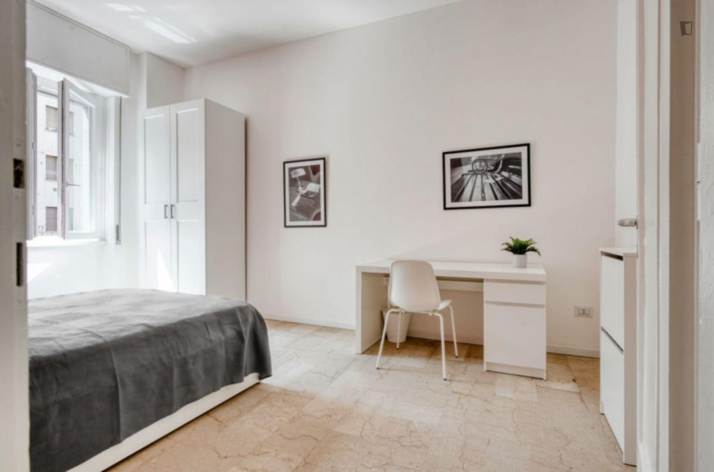 Neat double bedroom in Lambrate