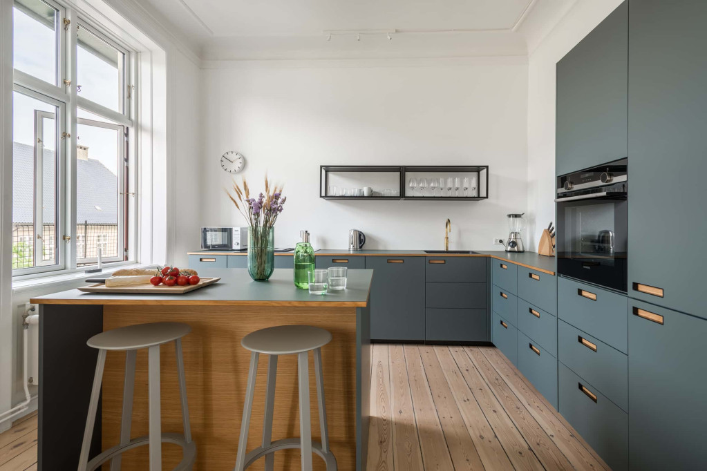 Torsten Room 4 Standard+
