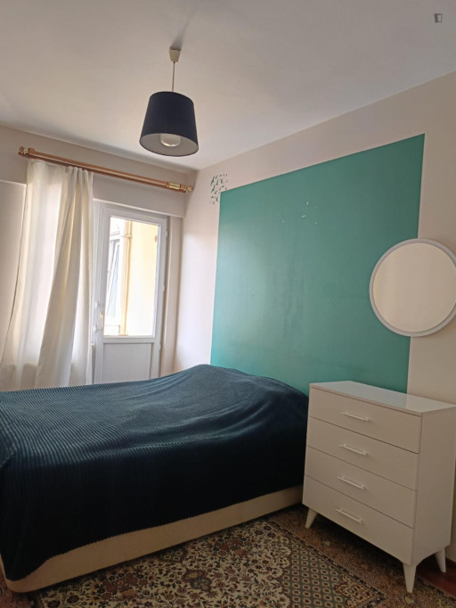 Very comfy double bedroom in Gülbahar - Istanbul - chambre - ImmoJeune