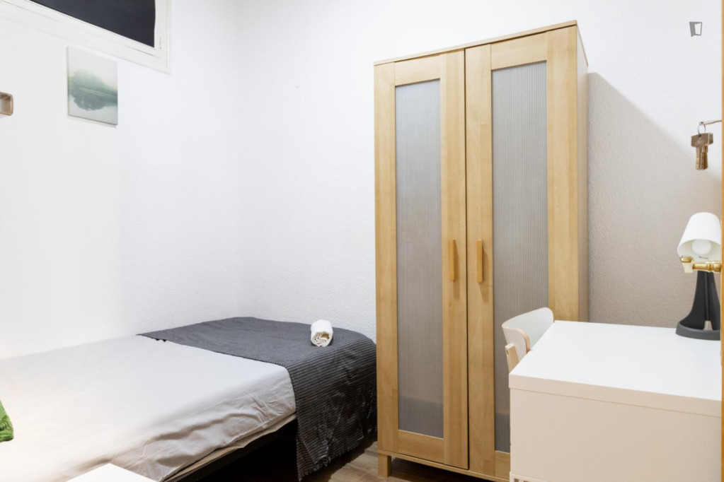 Homely single bedroom in Ríos Rosas - Madrid - chambre - ImmoJeune
