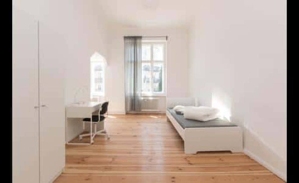 Hermannstraße - Room 4
