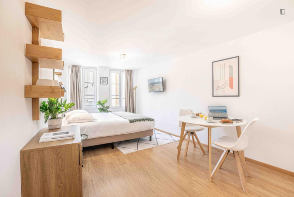 HH, Swiss, Geneva, Saint-Laurent 33-35, n303 - Lausanne - chambre - ImmoJeune