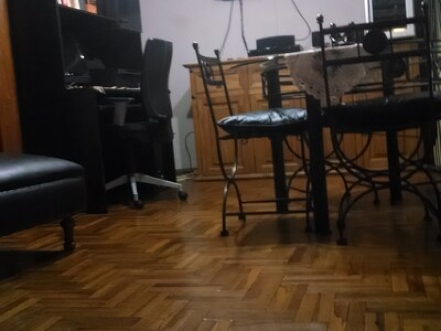 "make yourself at home"