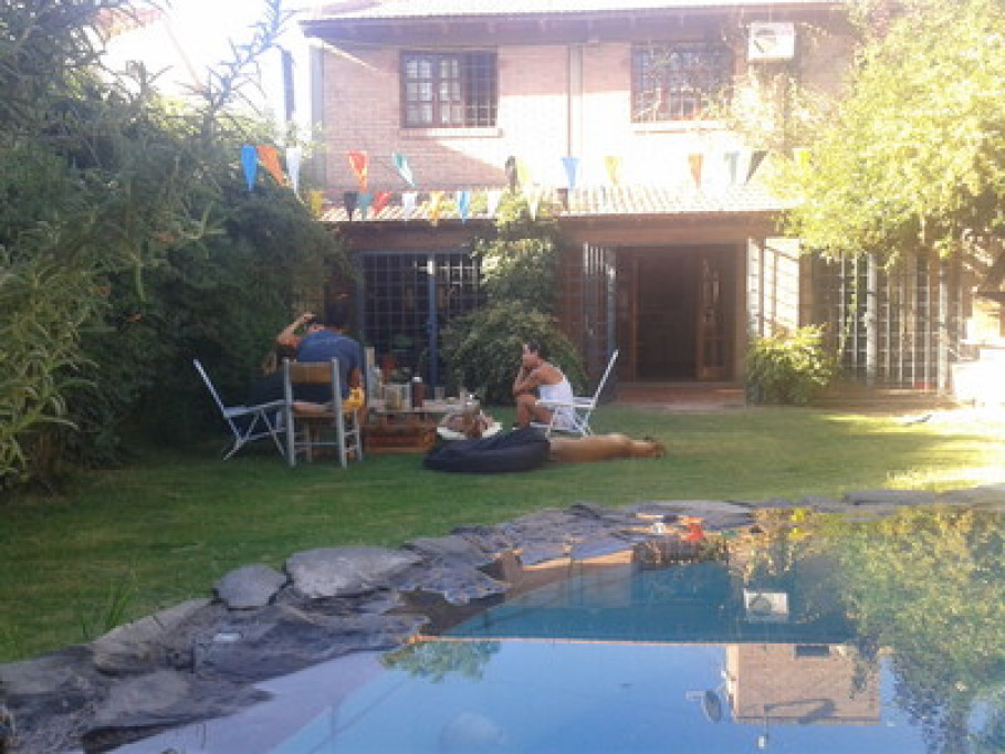 Host accessible Barrio Jardin