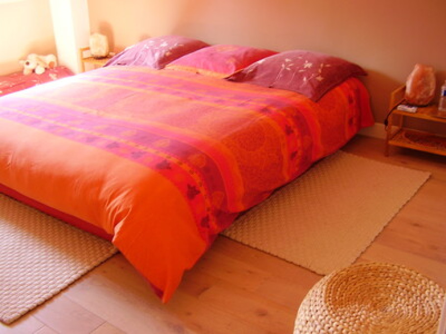 Room + private bathroom