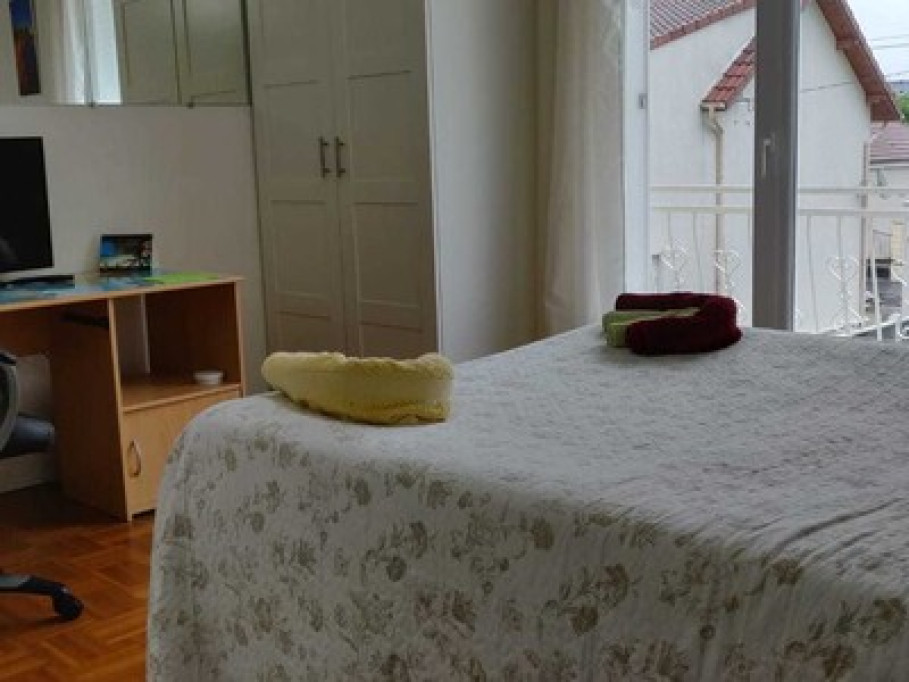 Big Room with accomodations