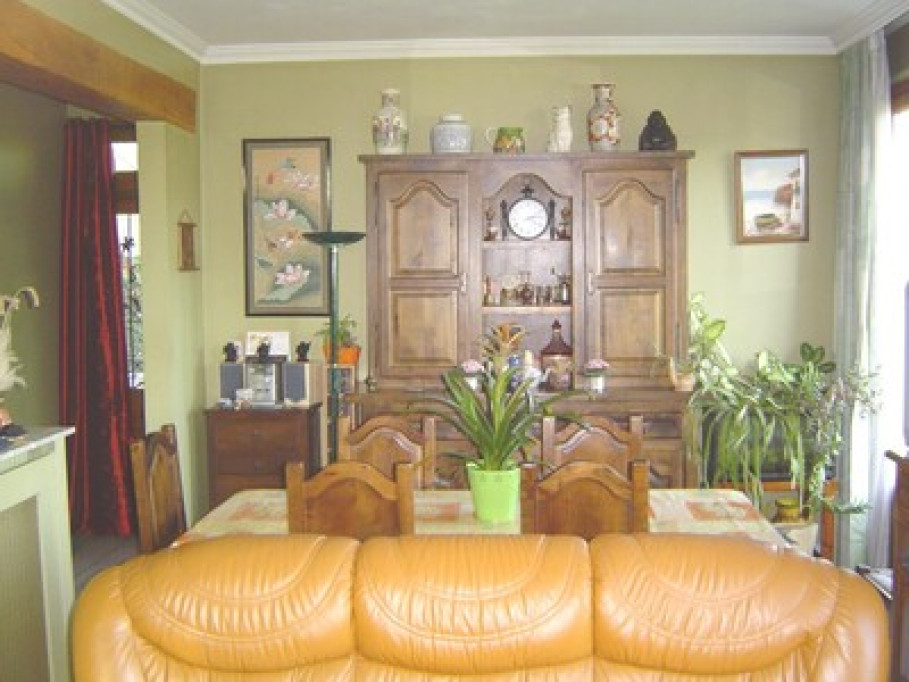 Studio indépendant dans maison